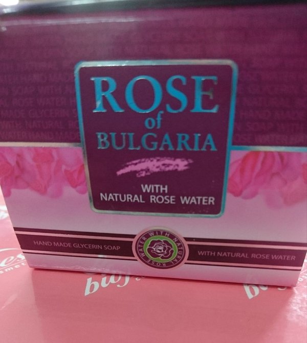 Seife Rose of Bulgaria m. Rosenwasser Kugel